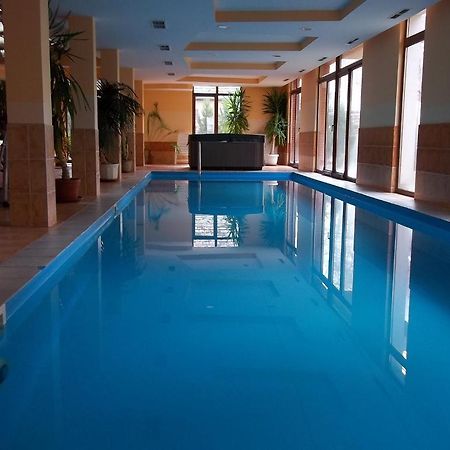 Dorina Wellness Apartman Siófok Rum bild