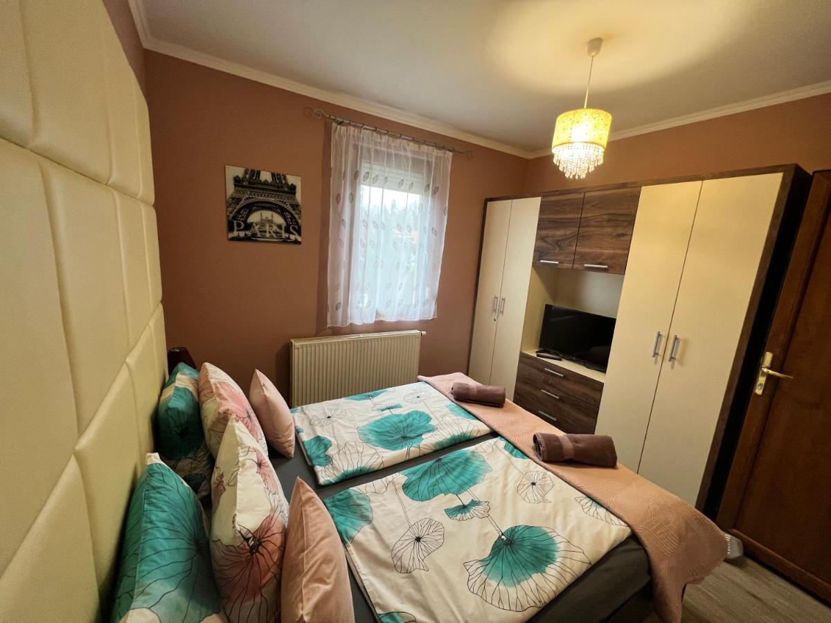 Dorina Wellness Apartman Siófok Exteriör bild