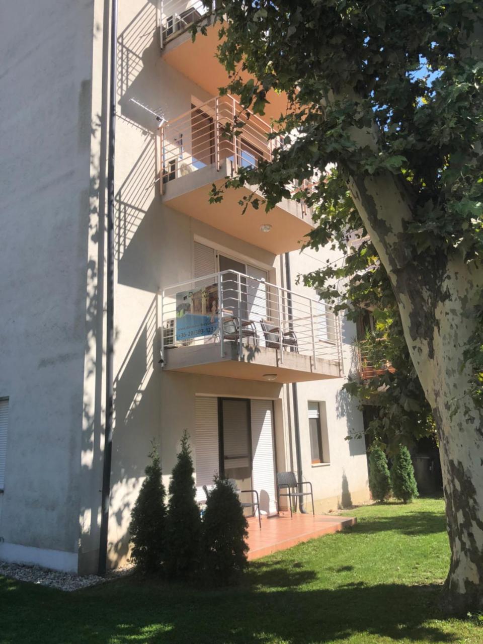 Dorina Wellness Apartman Siófok Exteriör bild